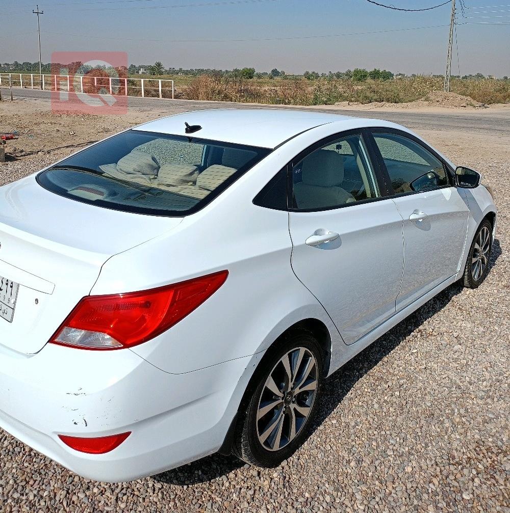 هیوندای ئەکسنت